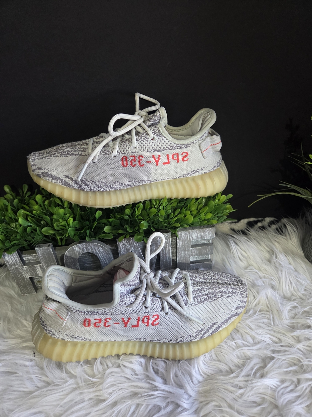 adidas Yeezy Boost 350 V2 Gray/Cream with Red Accent. Mens Size 8